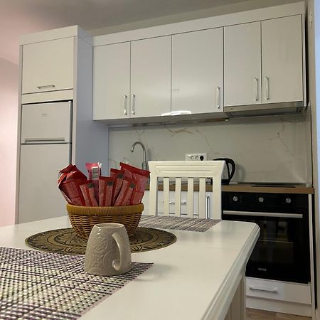 Skanderbeg Apartament Lägenhet Tirana Exteriör bild